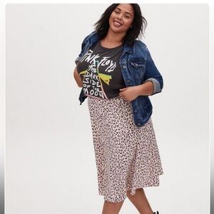 Torrid Midi Satin A Line Skirt Size 1 Midi Length Leopard Purple White